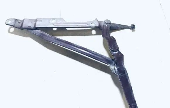 Audi A6 S6 C4 4A Tailgate/trunk/boot hinge 4a5827499a