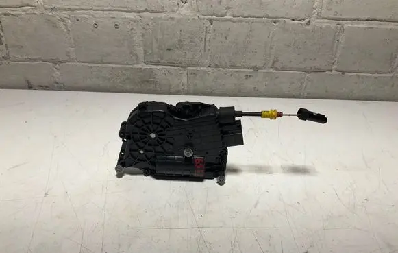 BMW X5 E70 Front door soft close latching motor 4151309300