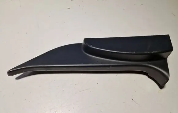 Opel Movano B Other front door trim element 802930009R