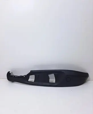BMW 3 E90 E91 Seat trim 7118482