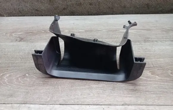 Volvo C30 Steering wheel column trim 30722579