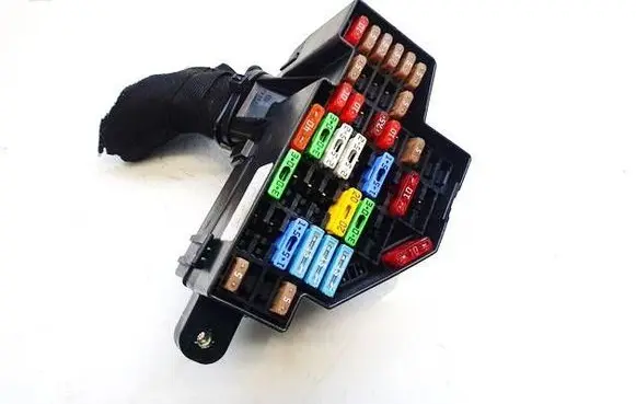 Skoda Octavia Mk2 (1Z) Fuse box set 