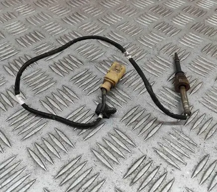 Volkswagen Transporter - Caravelle T6 Oil temperature sensor 04L906088JR