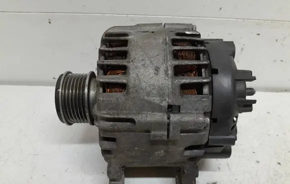 Seat Ibiza IV (6J,6P) Generator/alternator 03P903023B TG14C035 2609874C