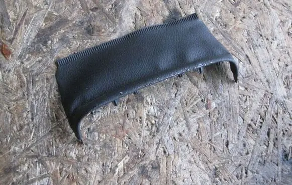 Skoda Fabia Mk2 (5J) Steering wheel column trim