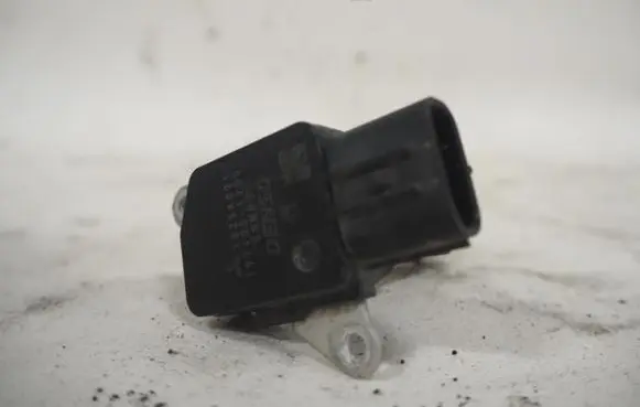Mitsubishi Lancer VIII Mass air flow meter 197400-5200