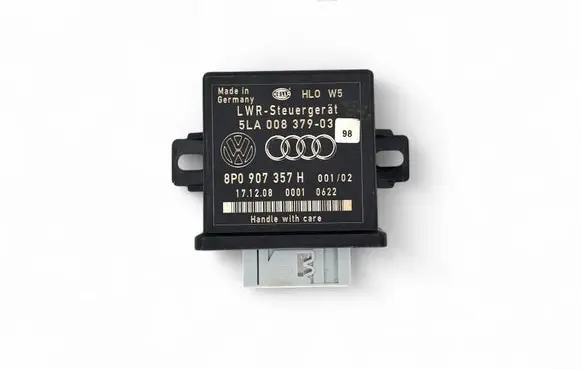 Audi A6 S6 C6 4F Light module LCM 5LA00837903 8P0907357H