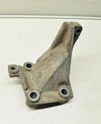Ford Escort Engine mounting bracket 92FF9K552DA