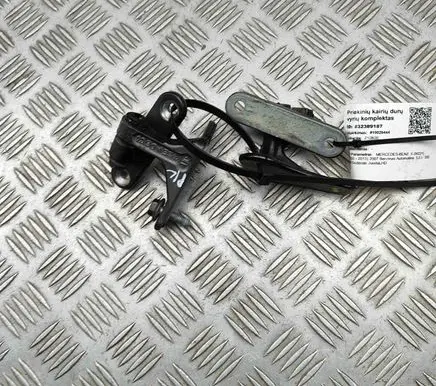 Mercedes-Benz S W221 Front door hinges set A2217200937 A2217201137