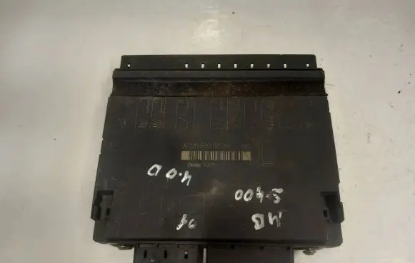 Mercedes-Benz S W220 Seat control module 2208206826 6379