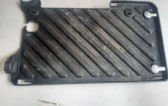 Mercedes-Benz CLA C117 X117 W117 Battery tray A2465460078