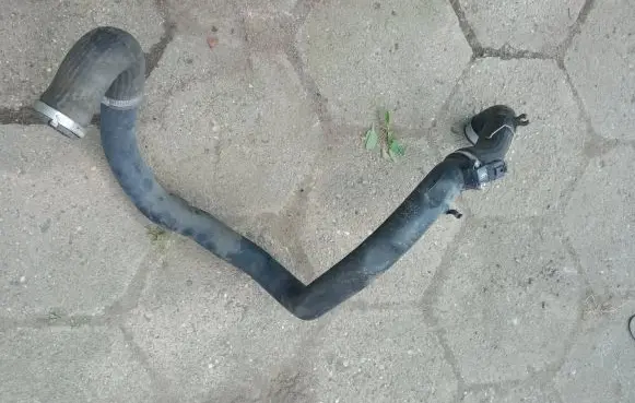Seat Ibiza IV (6J,6P) Intercooler hose/pipe 6J0145770