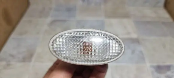 Mazda 6 Front indicator light P2828