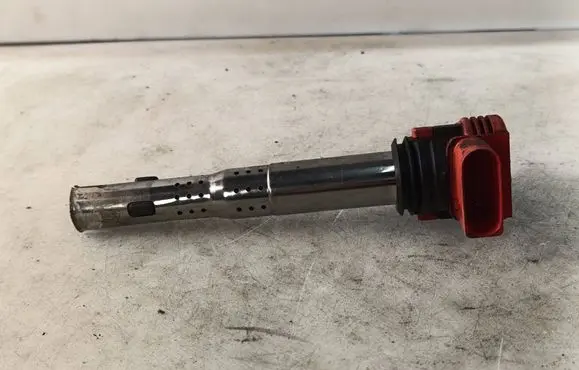 Audi A4 S4 B7 8E 8H High voltage ignition coil 06E905115 78230004