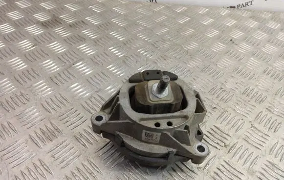 BMW X3 F25 Engine mount bracket 6856184