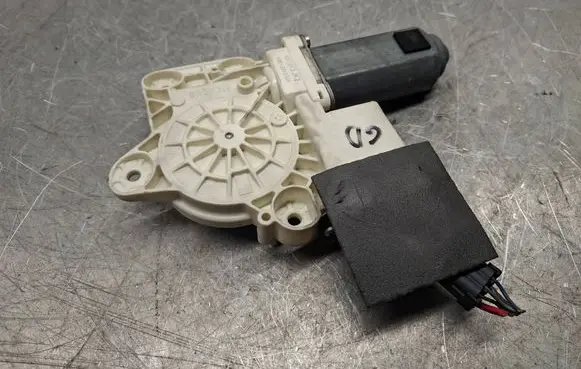 Opel Signum Rear door window regulator motor 24414777