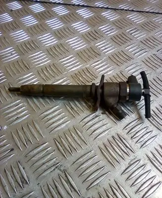Volvo S80 Fuel injector 0445110078 8658352
