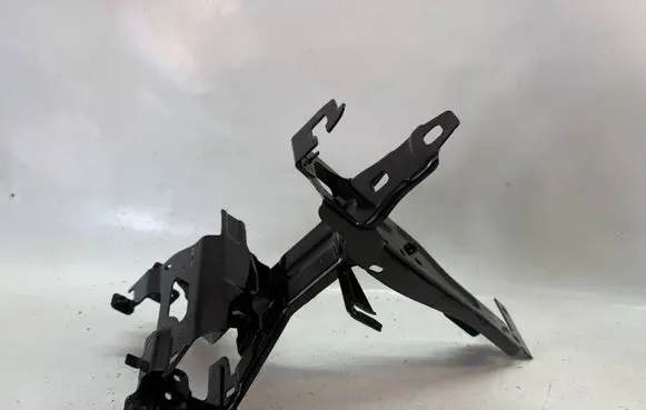 BMW M3 G80 Headlight/headlamp mounting bracket 8071632 51648071632