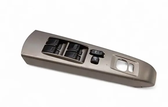 Toyota Prius (XW20) Electric window control switch 8482047050
