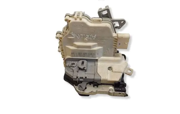 Audi A8 S8 D4 4H Rear door lock 8K0839016C