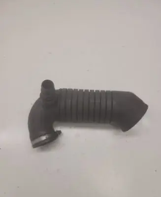 Audi A4 S4 B5 8D Intercooler hose/pipe 8D0129615C