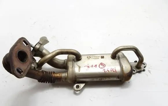 Nissan Qashqai EGR valve cooler 147358238R 51490078A