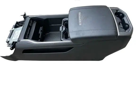 Ram 1500 Center console 20181906040 7152018 KN600739