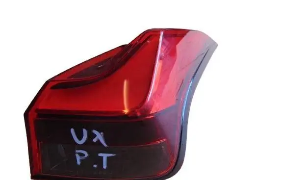 Lexus UX Rear/tail lights