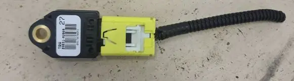 Toyota Auris 150 Airbag deployment crash/impact sensor