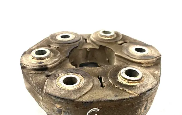 KIA Sorento Rear prop shaft donut coupling/joint 