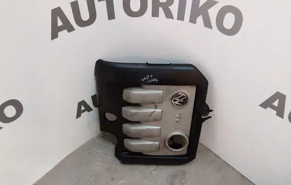 Volkswagen Golf Plus Engine cover (trim)