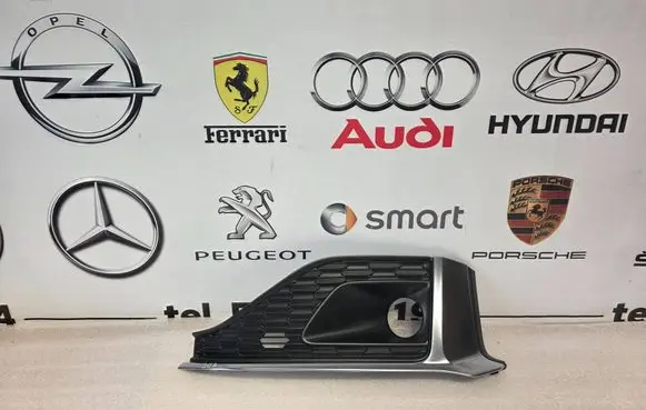 Audi A5 Front bumper lower grill 8W6807681S