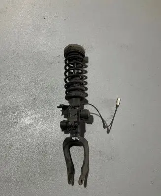 BMW 5 F10 F11 Front shock absorber with coil spring 6796857