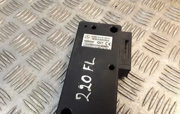 Mercedes-Benz C W203 Phone control unit/module A2038205185 2038205185