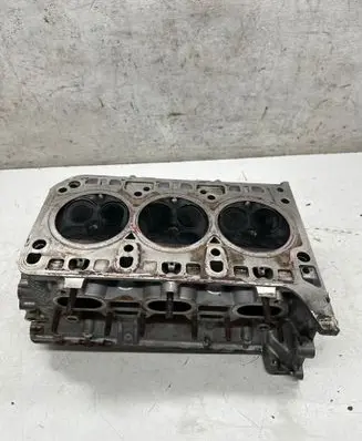 Porsche Macan (95B) Engine head 946104106AR
