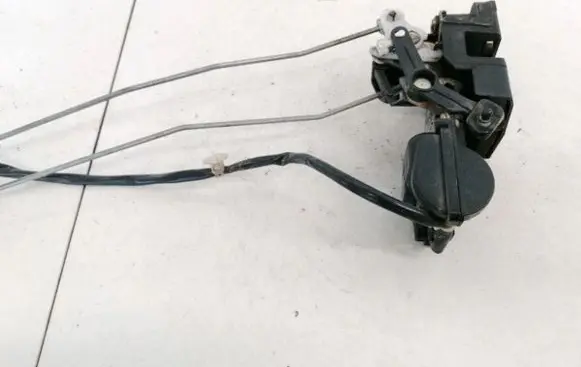 Mazda Premacy Rear door lock