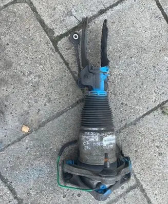 Audi Q7 4L Front shock absorber/damper