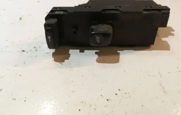 Volvo S60 Electric window control switch 30746075