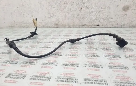 Volkswagen Golf V Front ABS sensor wiring 1K0927903A