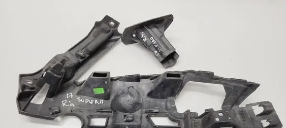 Skoda Superb B8 (3V) Front bumper mounting bracket