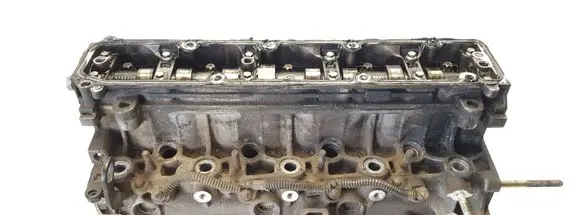Peugeot 307 Engine head 9633750210 9630377610