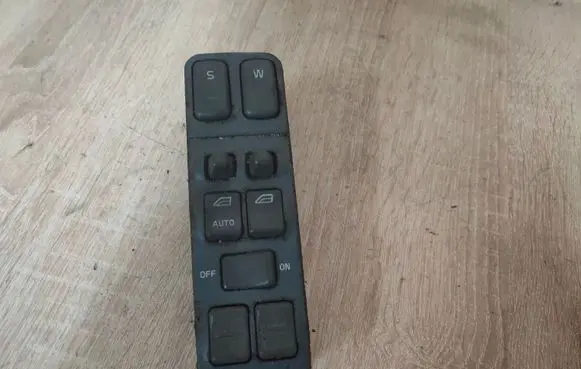 Volvo S40, V40 Electric window control switch
