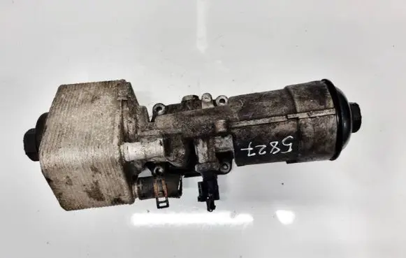 Audi A5 8T 8F Oil filter cover 045115389