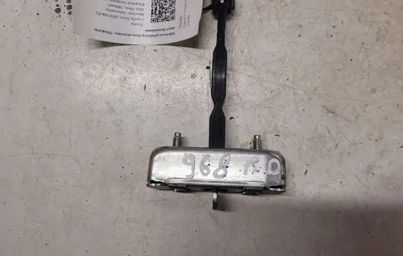 Toyota Corolla Verso AR10 Front door check strap stopper