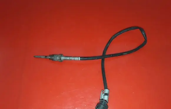 BMW 1 E81 E87 Exhaust gas temperature sensor 7806254 2656001910