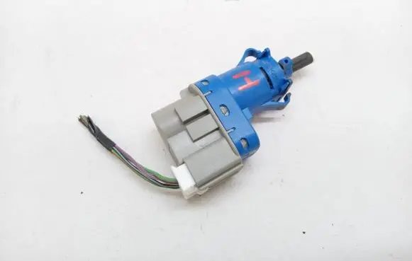 Ford Focus Brake pedal sensor switch 8T4T-9G854-AA