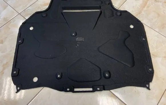 Audi Q8 Gearbox bottom protection 4M0825236AE 4M0825236
