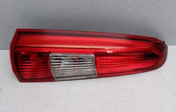 Volvo V70 Rear/tail lights 9154493ECE 9154493USA 9154493GB