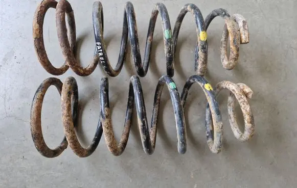 Nissan Patrol Y61 Front coil spring 