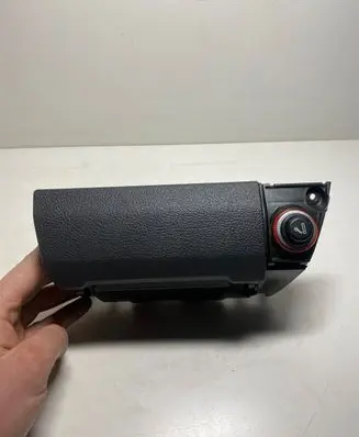 Car ashtray